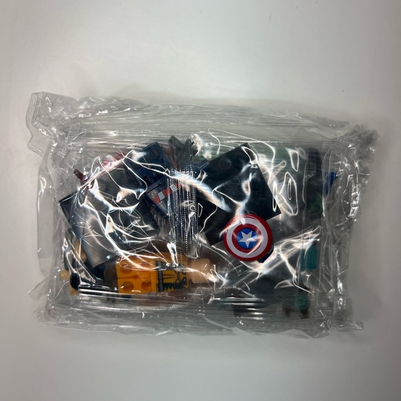 Superhero Lego Mini Building Block Action Figures 8PC With Pouch - Picture 5 of 8